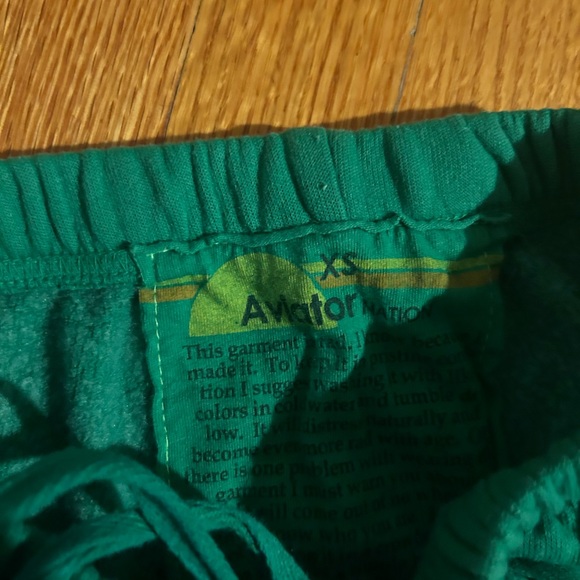 Aviator Nation Kelly Green Smiley Adult Sweatset - Picture 6 of 6